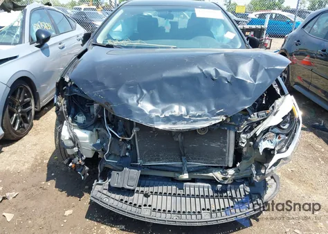 2015 Toyota Corolla S Plus из США, поврежденный, VIN 2T1BURHE2FC336281